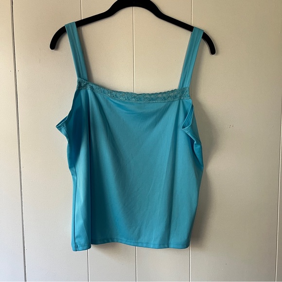 Nicola Two Piece Set - Picture 6 of 7